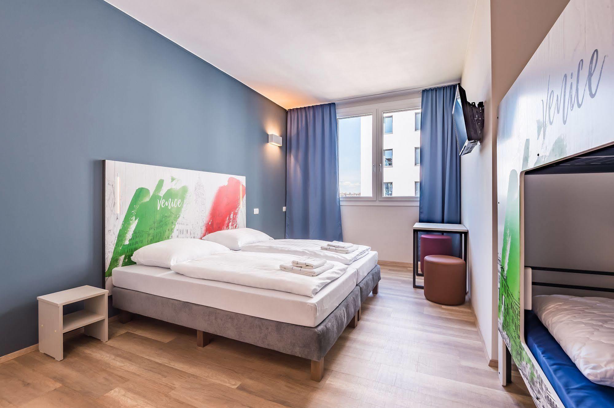A&o Venezia Hostal Mestre